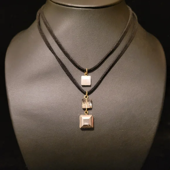 Estate Double Layer Faceted Glass Stones Necklace - Picture 2 of 4